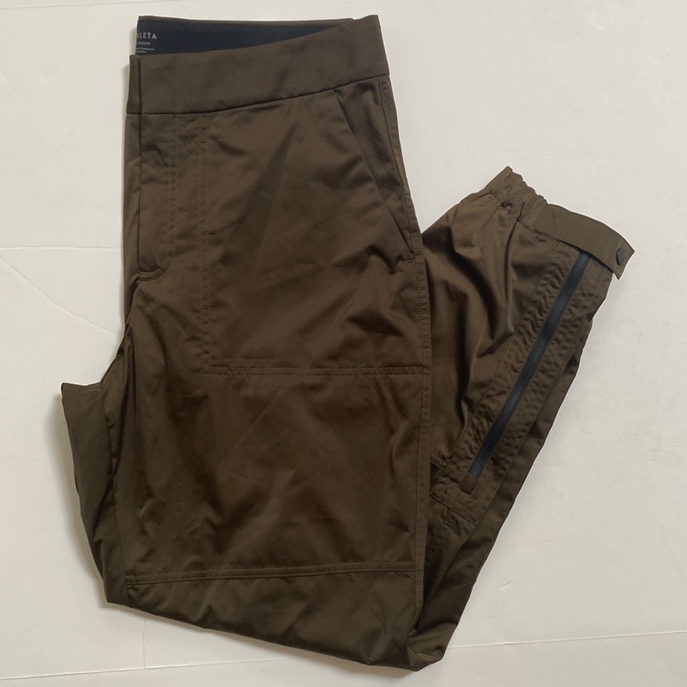 Athleta green jogger pant , size 12